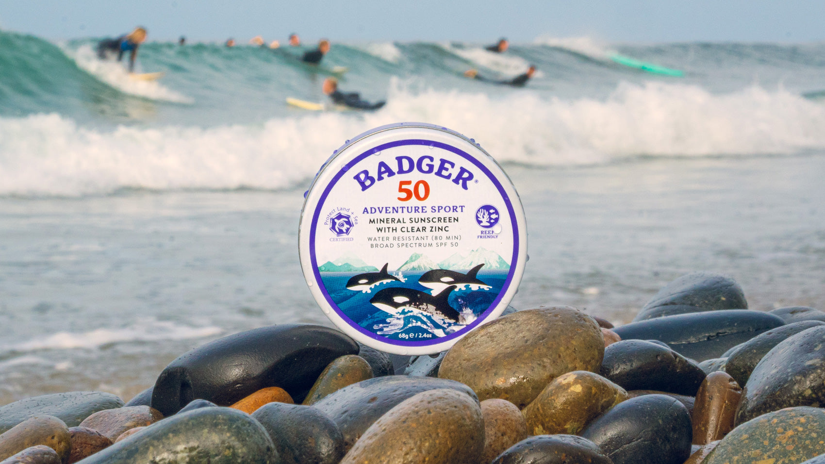 plastic free sunscreen in a tin